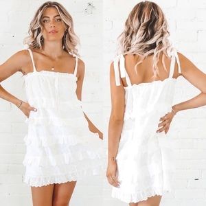 Storia White Ruffled Tier Dress Small